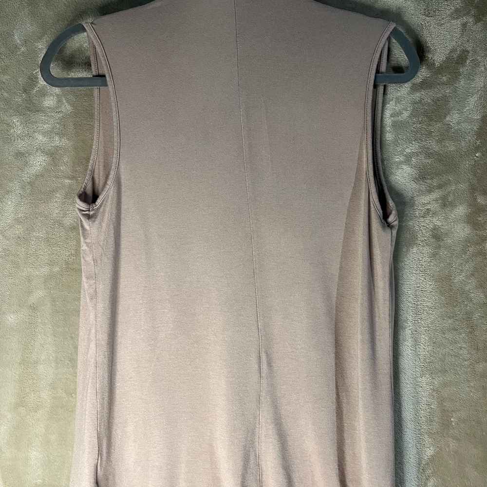 JENNIFER LOPEZ SLEEVELESS BLOUSE - Picture 6 of 9